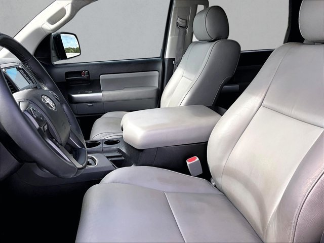 Used 2021 Toyota Sequoia SR5 w/ Premium Package RWD image 27