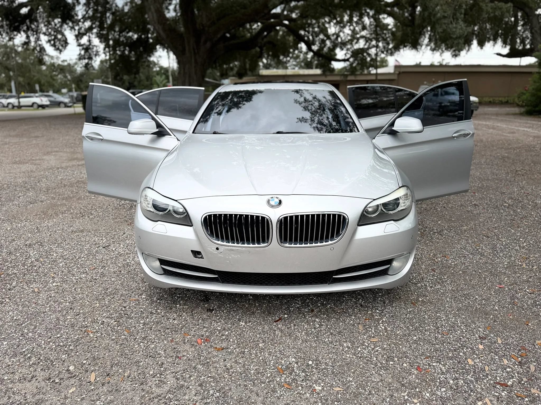 Used 2013 BMW 528i Sedan RWD image 2