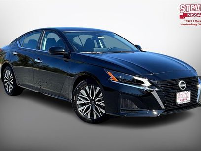 New 2025 Nissan Altima 2.5 SV w/ SV Premium Package