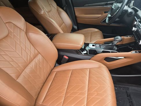 Certified 2024 Kia Telluride SX Prestige X-Line AWD/4WD image 19