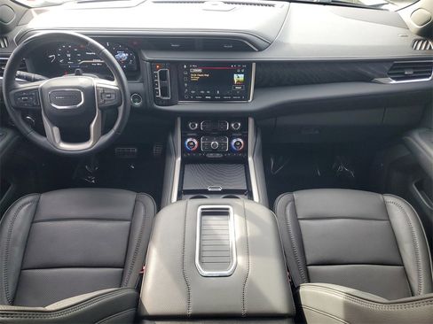 Used 2024 GMC Yukon Denali w/ Denali Reserve Package image 22