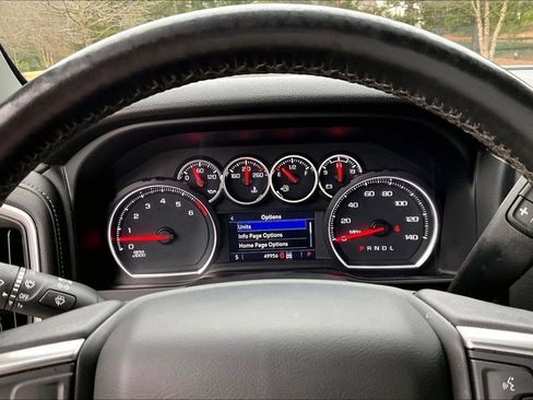 Certified 2021 Chevrolet Silverado 1500 LT Trail Boss w/ LPO, Dark Essentials Package image 9