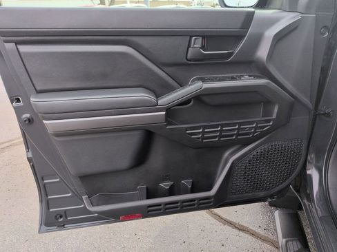 Certified 2025 Toyota Tacoma SR5 image 10