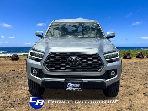 Used 2023 Toyota Tacoma TRD Off-Road AWD/4WD image 11