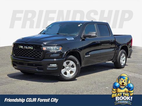 Used 2025 RAM 1500 Big Horn AWD/4WD image 1