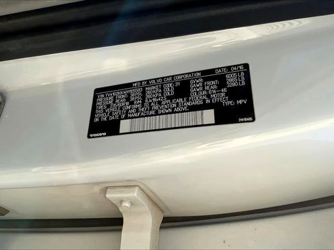 Used 2017 Volvo XC90 T5 Momentum w/ Vision Package FWD image 34