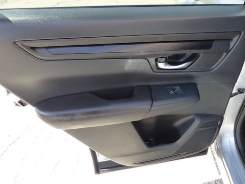 Used 2025 Honda CR-V Sport image 21