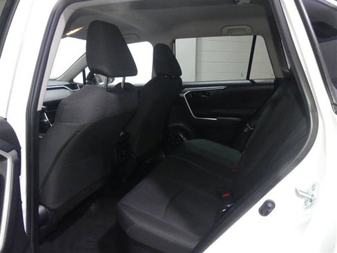 Used 2021 Toyota RAV4 LE image 26