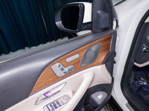 Used 2020 Mercedes-Benz GLE 350 image 11