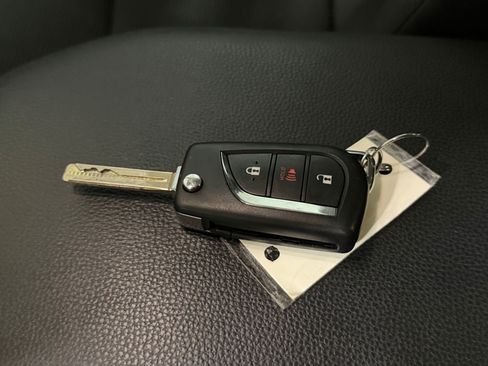 Used 2024 Toyota RAV4 LE FWD image 33