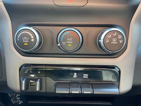 Used 2021 RAM 2500 Tradesman AWD/4WD image 23