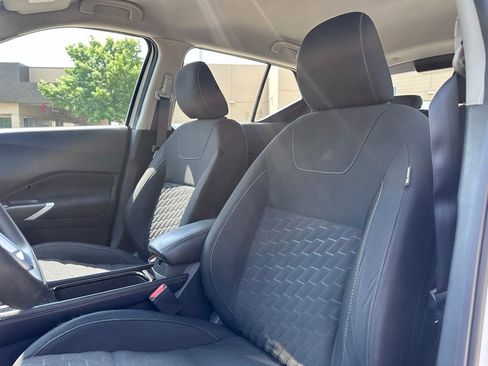 Used 2022 Nissan Kicks SV FWD image 21