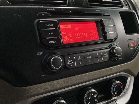 Used 2015 Kia Rio LX image 24