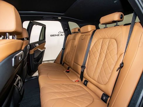 Used 2025 BMW X5 sDrive40i w/ Executive Package RWD image 14