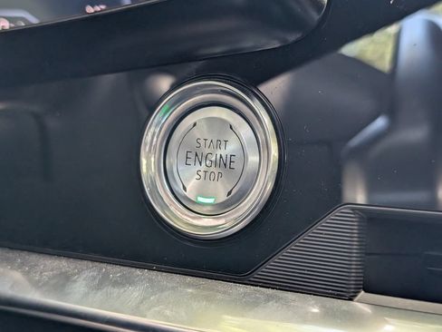 Used 2022 Chevrolet Corvette Stingray Premium Cpe RWD image 32