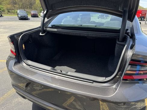 Used 2023 Dodge Charger SXT w/ Blacktop Package AWD/4WD image 5