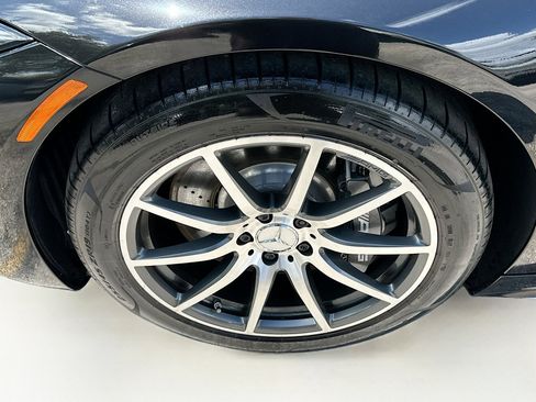 Used 2023 Mercedes-Benz SL 43 AMG w/ Driver Assistance Package image 33