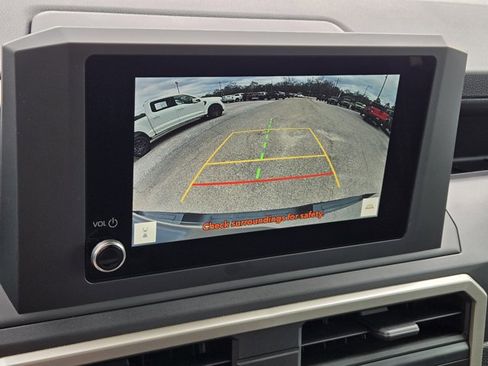 Used 2025 Toyota Tacoma SR image 26