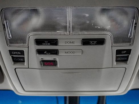 Used 2014 Toyota Avalon Limited image 27