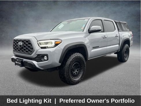 Used 2021 Toyota Tacoma TRD Off-Road w/ TRD Premium Off Road Package image 3