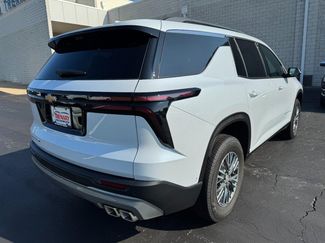 New 2026 Chevrolet Traverse LT w/ Enhanced Driving Package AWD/4WD video 3