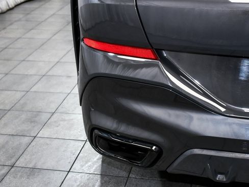 Used 2023 BMW X6 M50i w/ Executive Package image 84