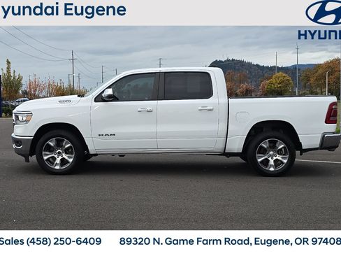Used 2023 RAM 1500 Laramie AWD/4WD image 7