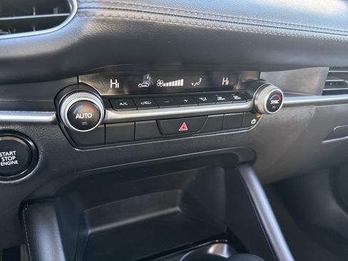 Used 2025 MAZDA MAZDA3 s image 17