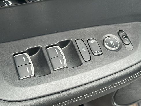 Used 2025 Acura ADX FWD image 12