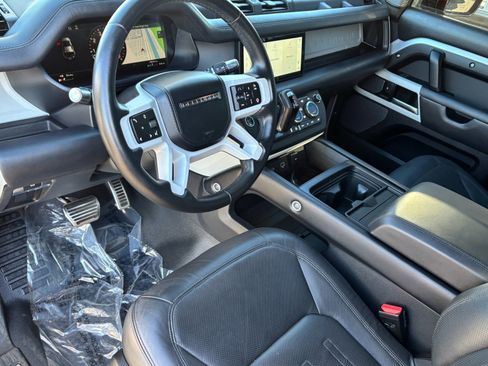 Used 2022 Land Rover Defender 110 XS Edition image 18