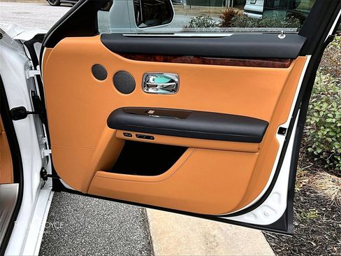 Certified 2021 Rolls-Royce Ghost image 23