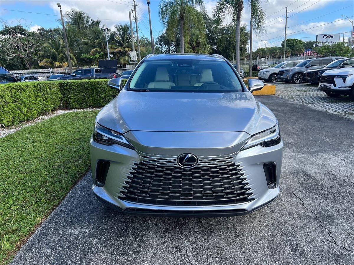 Used 2024 Lexus RX 350 Premium Plus w/ Convenience Package AWD/4WD image 3