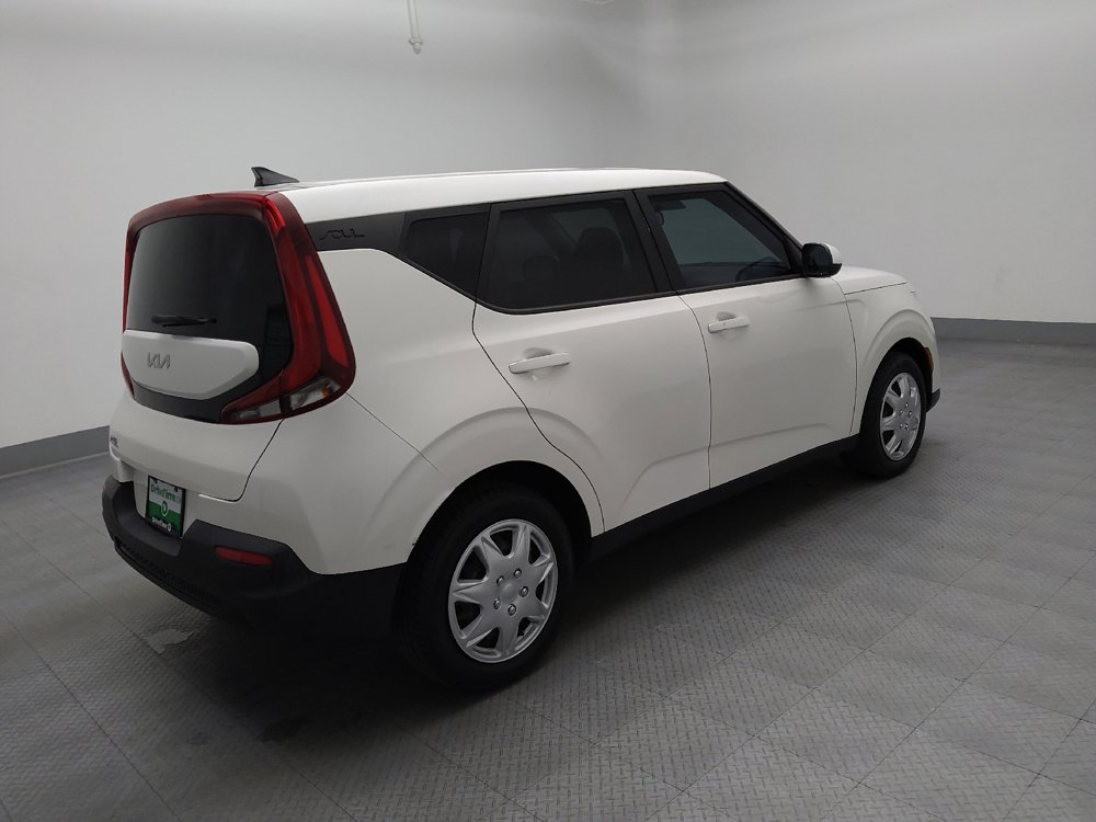 Used 2022 Kia Soul LX FWD image 10
