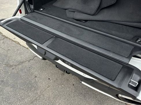 Used 2021 BMW X7 M50i w/ Executive Package image 45