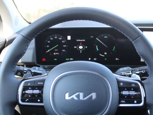 New 2026 Kia Carnival SX Prestige image 33