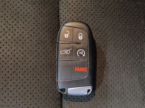 Used 2021 Jeep Grand Cherokee Laredo X RWD image 32