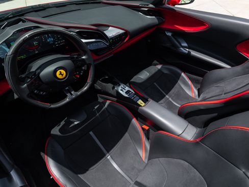 Used 2025 Ferrari SF90 Spider AWD/4WD image 66