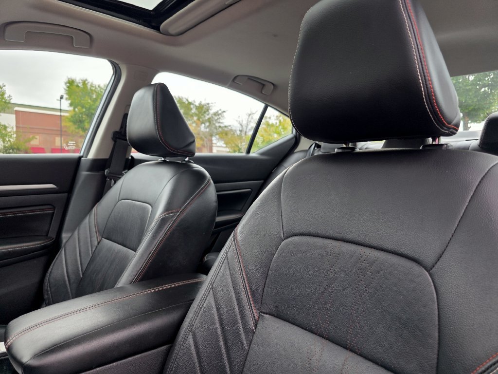 Used 2023 Nissan Altima 2.5 SR w/ SR Premium Package FWD image 13