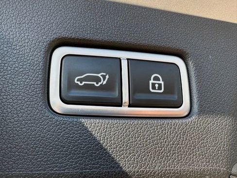 Used 2023 Kia Sorento X-Line EX image 14