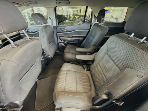 Used 2019 GMC Acadia SLE FWD image 35