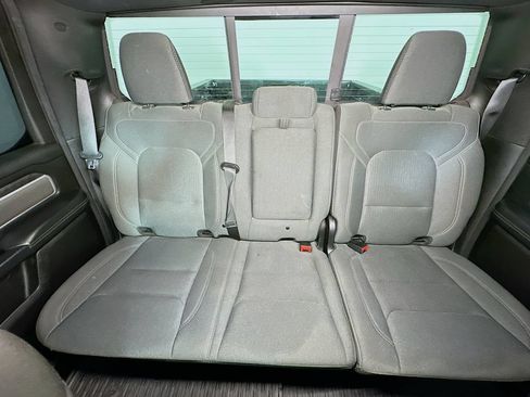 Used 2022 RAM 1500 Big Horn AWD/4WD image 13
