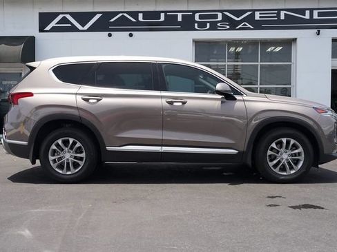 Used 2020 Hyundai Santa Fe SEL FWD image 17
