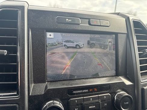 Used 2018 Ford F150 XLT w/ Equipment Group 302A Luxury AWD/4WD image 22