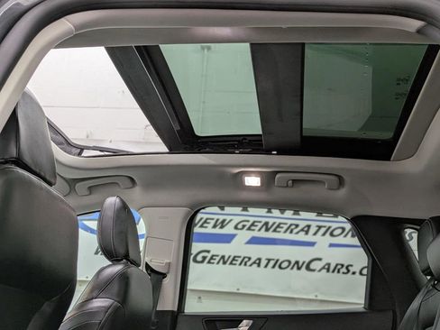 Used 2022 Ford Escape SEL AWD/4WD image 6