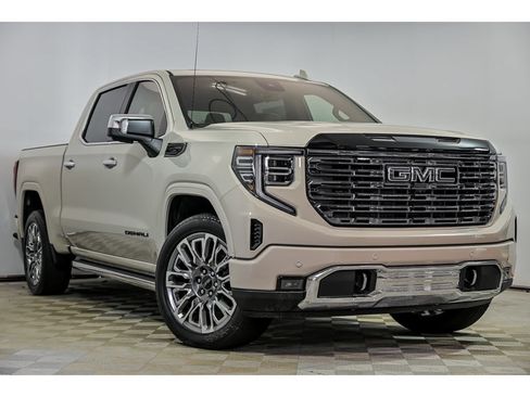 New 2026 GMC Sierra 1500 Denali Ultimate w/ LPO, Black Badging Package AWD/4WD image 1