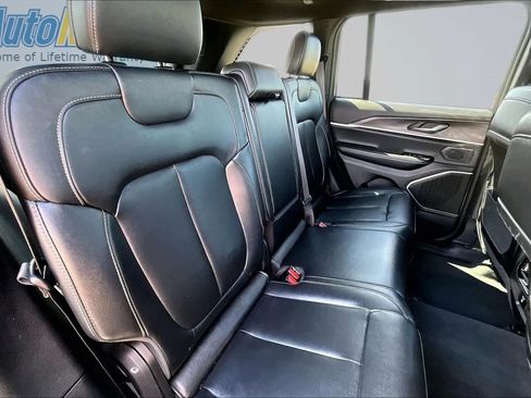 Used 2024 Jeep Grand Cherokee Limited 4xe AWD/4WD image 31