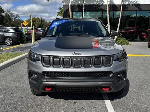 Used 2022 Jeep Compass Trailhawk w/ Trailhawk Convenience Group image 9