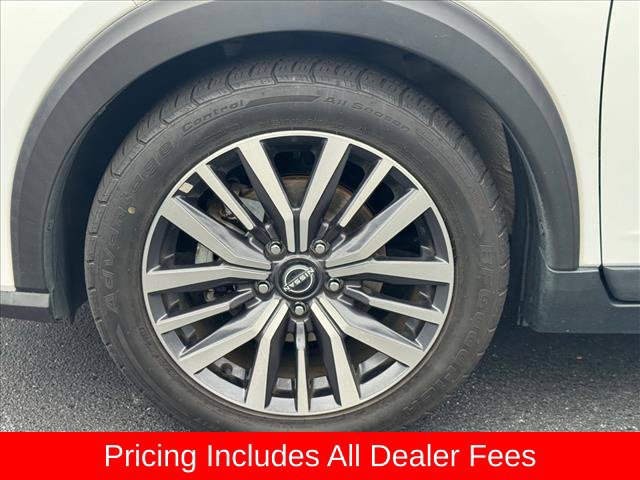 Used 2022 Nissan Kicks SV FWD image 9