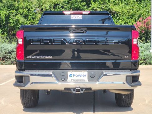 Used 2025 Chevrolet Silverado 1500 LT RWD image 6