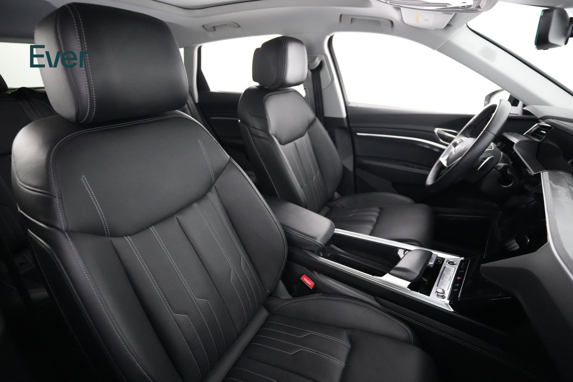 Used 2024 Audi Q8 e-tron Prestige w/ Prestige Package AWD/4WD image 23